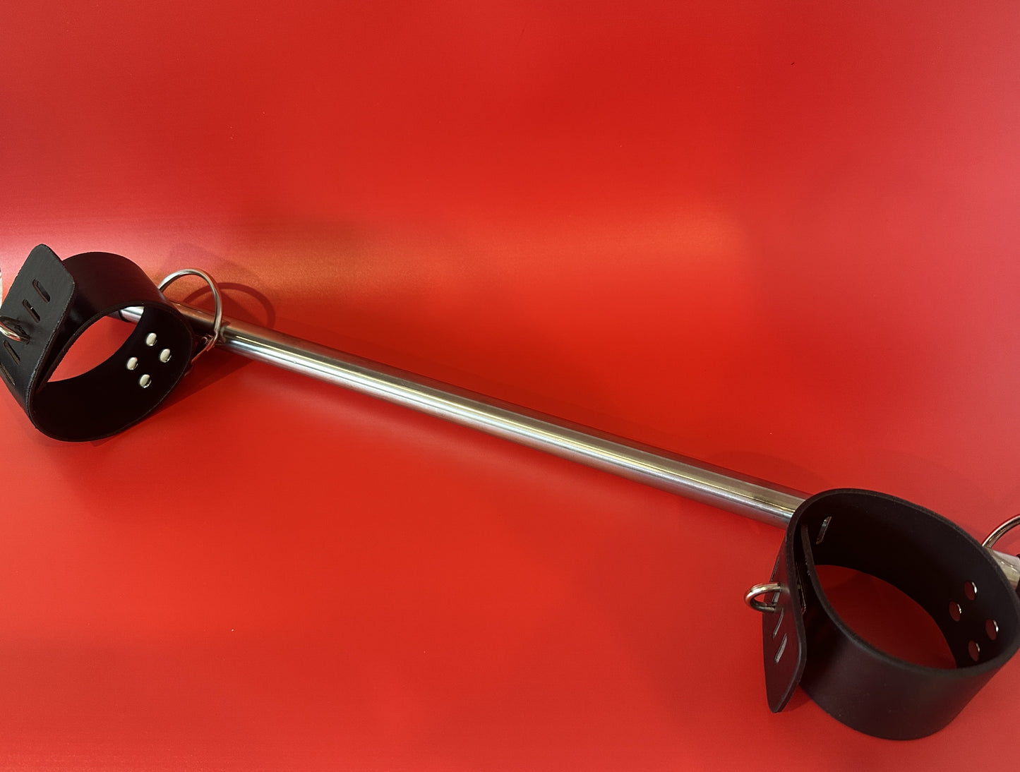 MISTRESS STEEL - BLACK & CHROME SPREADER BAR