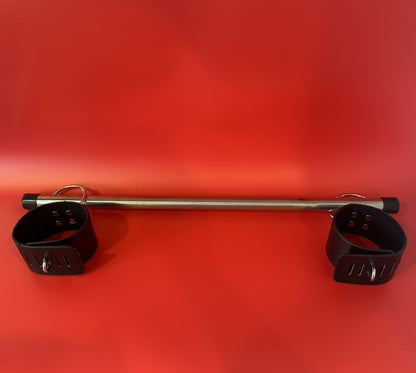 MISTRESS STEEL - BLACK & CHROME SPREADER BAR