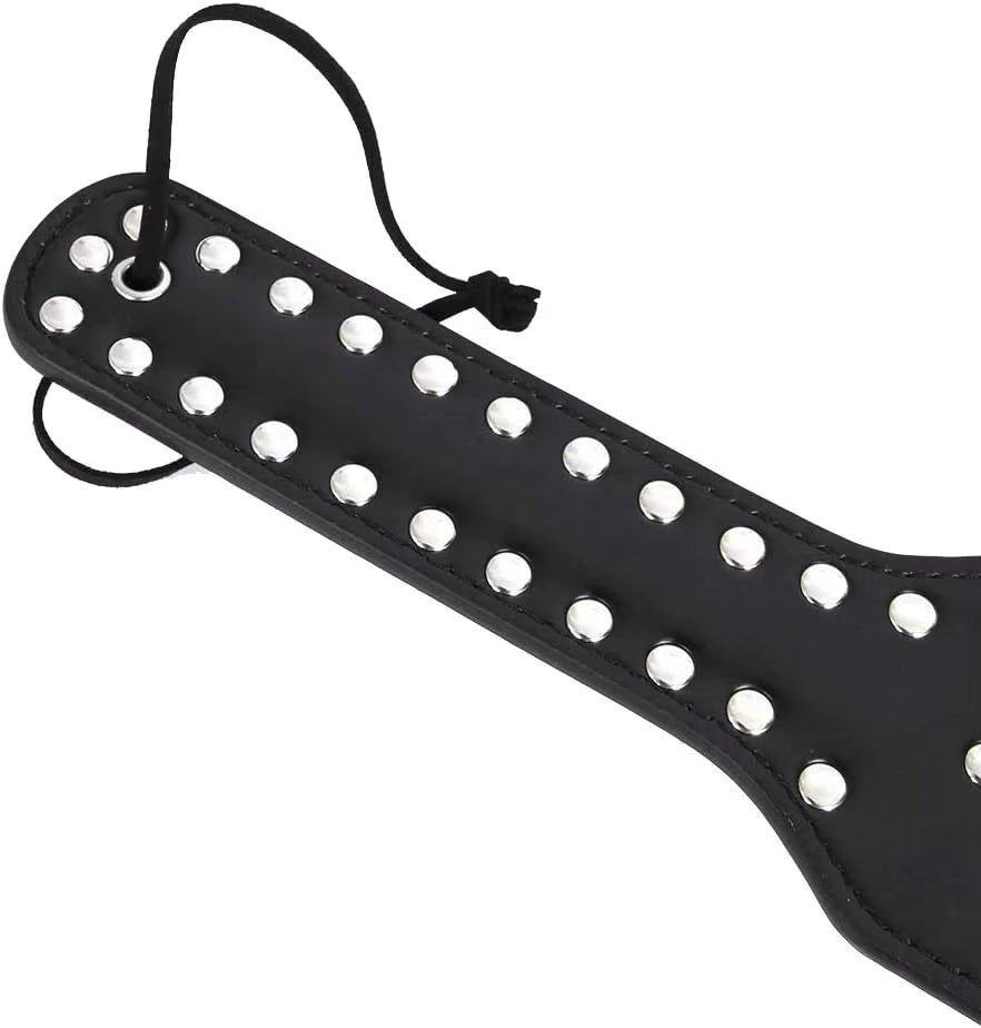 GOOD GRL - BLACK STUDDED HEART PADDLE