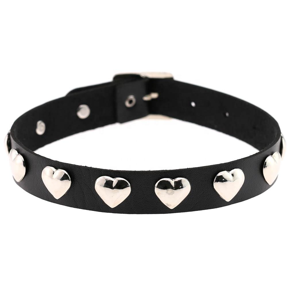 HEARTBREAKER - STUDDED CHOKER